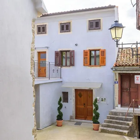 House Panorama * Pican