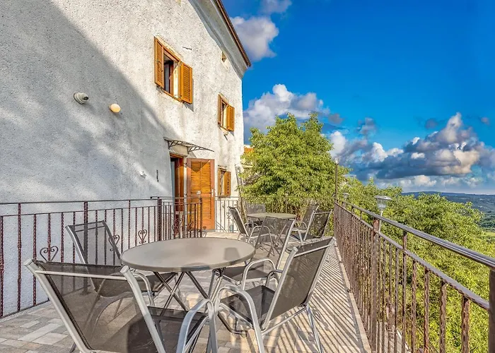 House Panorama Πανσιόν 4*